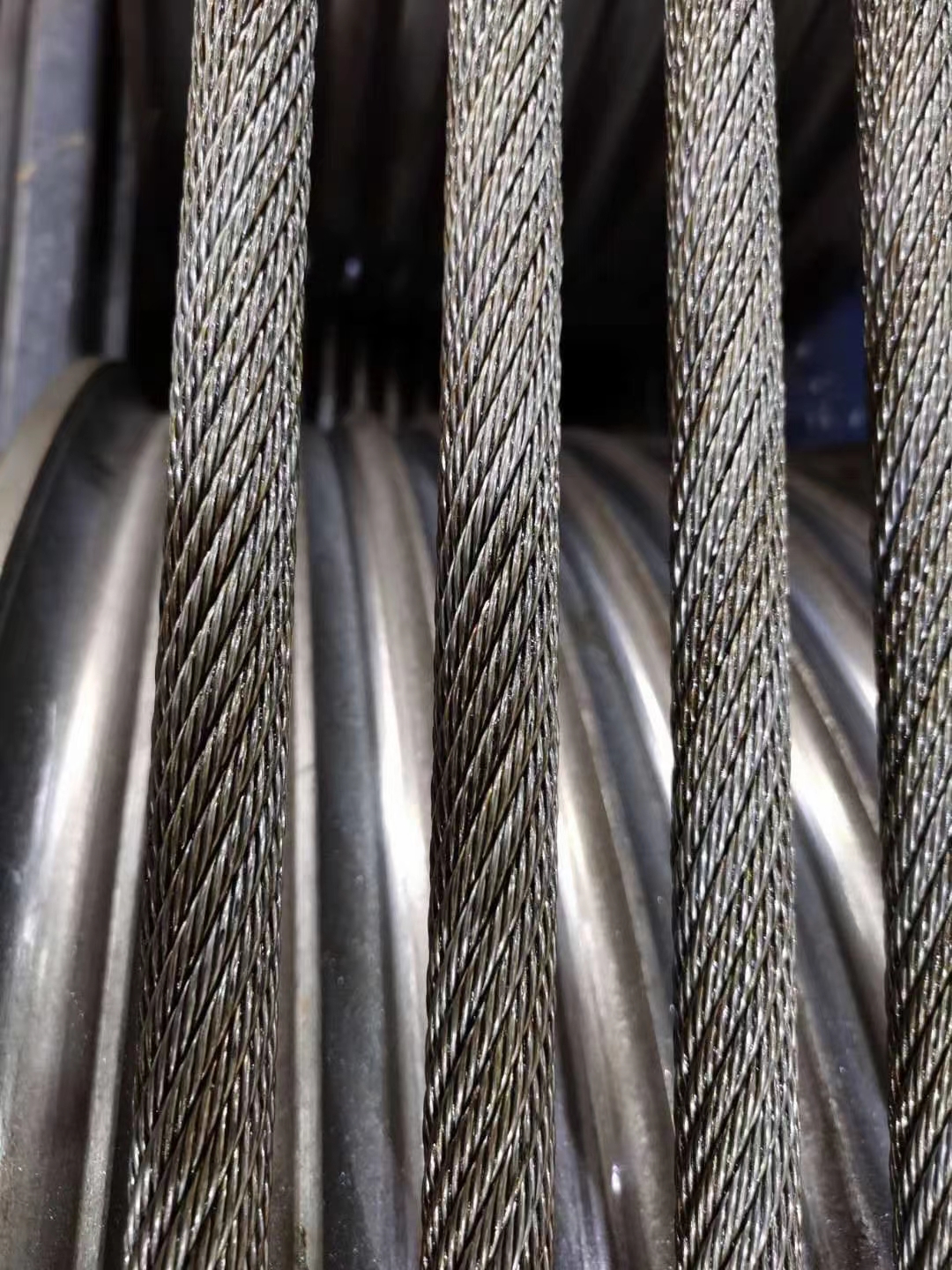 Zinc Coated Galvanized China supplier 35xk7 ungalvanized steel wire ropes