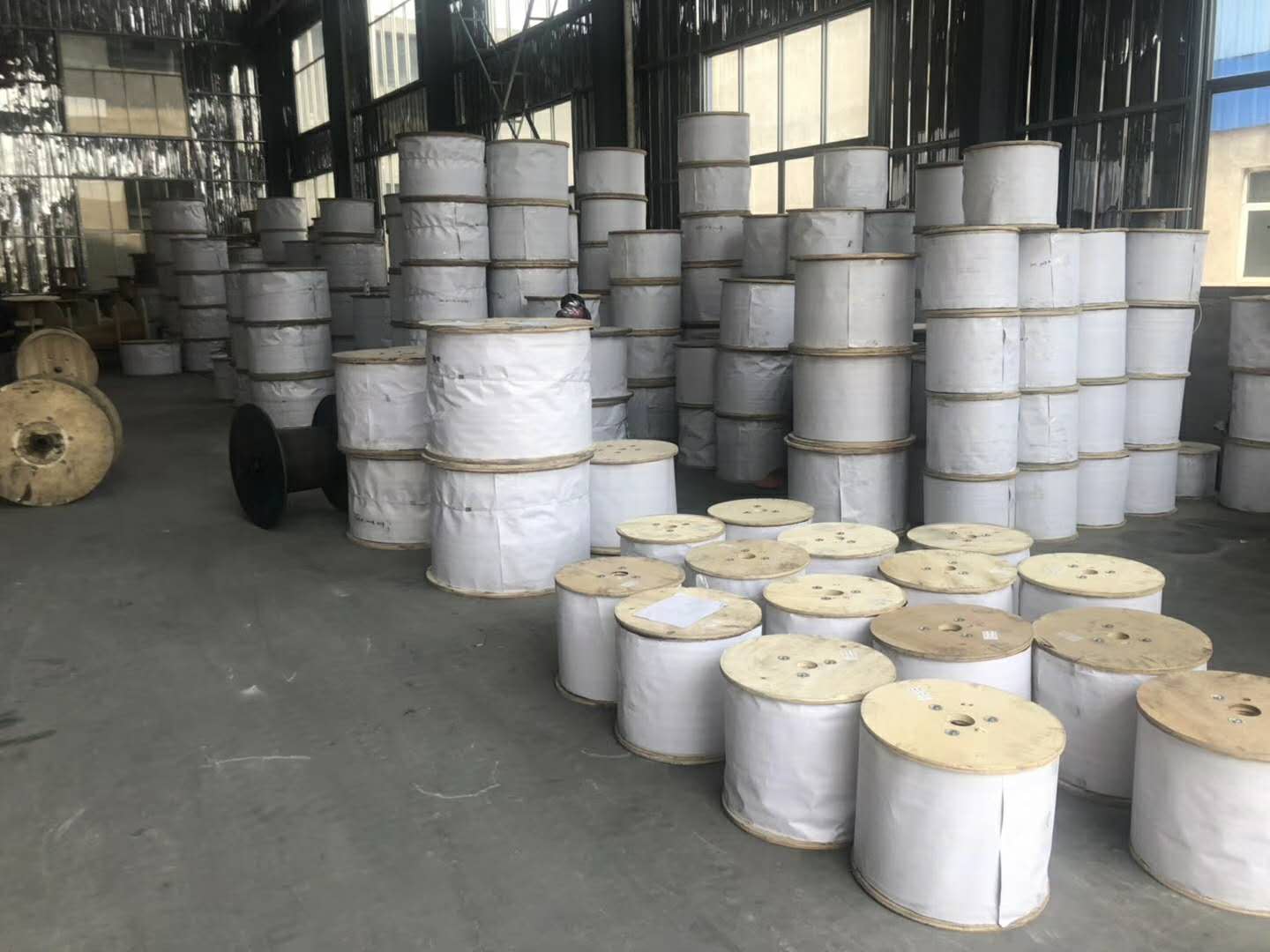 High Strength Safety Carbon Fiber Core Steel Core Galvanized Ss Non Rotating Oil Metal Universal Wire Rope